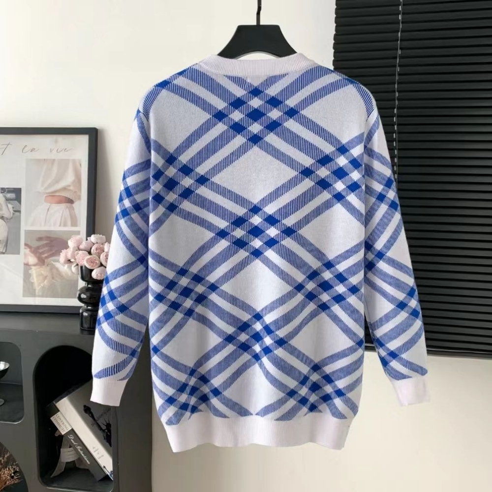 Burberry Blue and White Checkered Crewneck Sweater - Picture 2 of 9